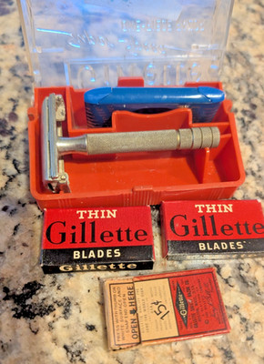 Vintage 1950's GILLETTE Super Speed Double Edge Safety Razor Case & Razors USA