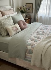 Vintage Patchwork Floral Queen/Full Quilt - Cottage Bedding, Grandmillenial