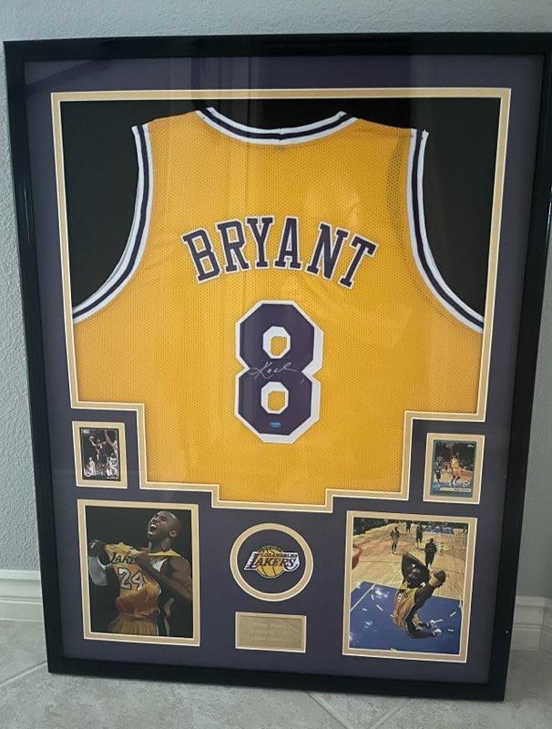 KOBE BRYANT Signed Framed Jersey Authenticated COA Los Angeles