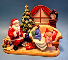 Royal Doulton Holiday Traditions WAITING for SANTA. HN 5388. Box. Certificate.