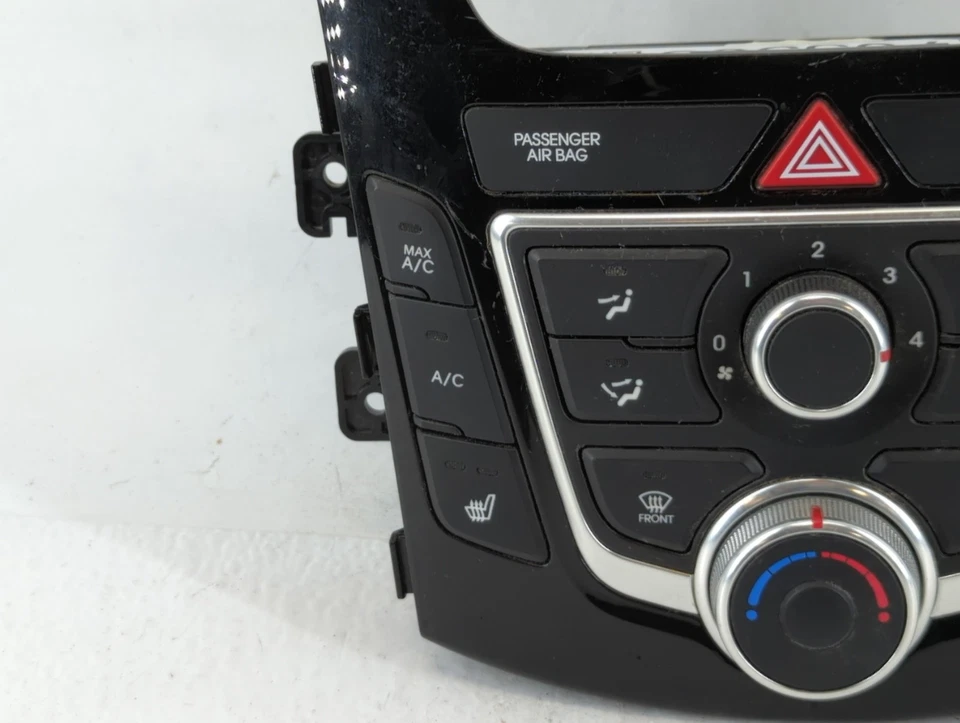 Climatizador calefacción aire acondicionado Hyundai Elantra GT PKBUC Foto 3 de 4