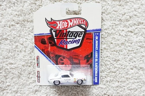 Hot Wheels Vintage Racing #4/30 Dave Strickler's '70 Chevy Camaro RS on card