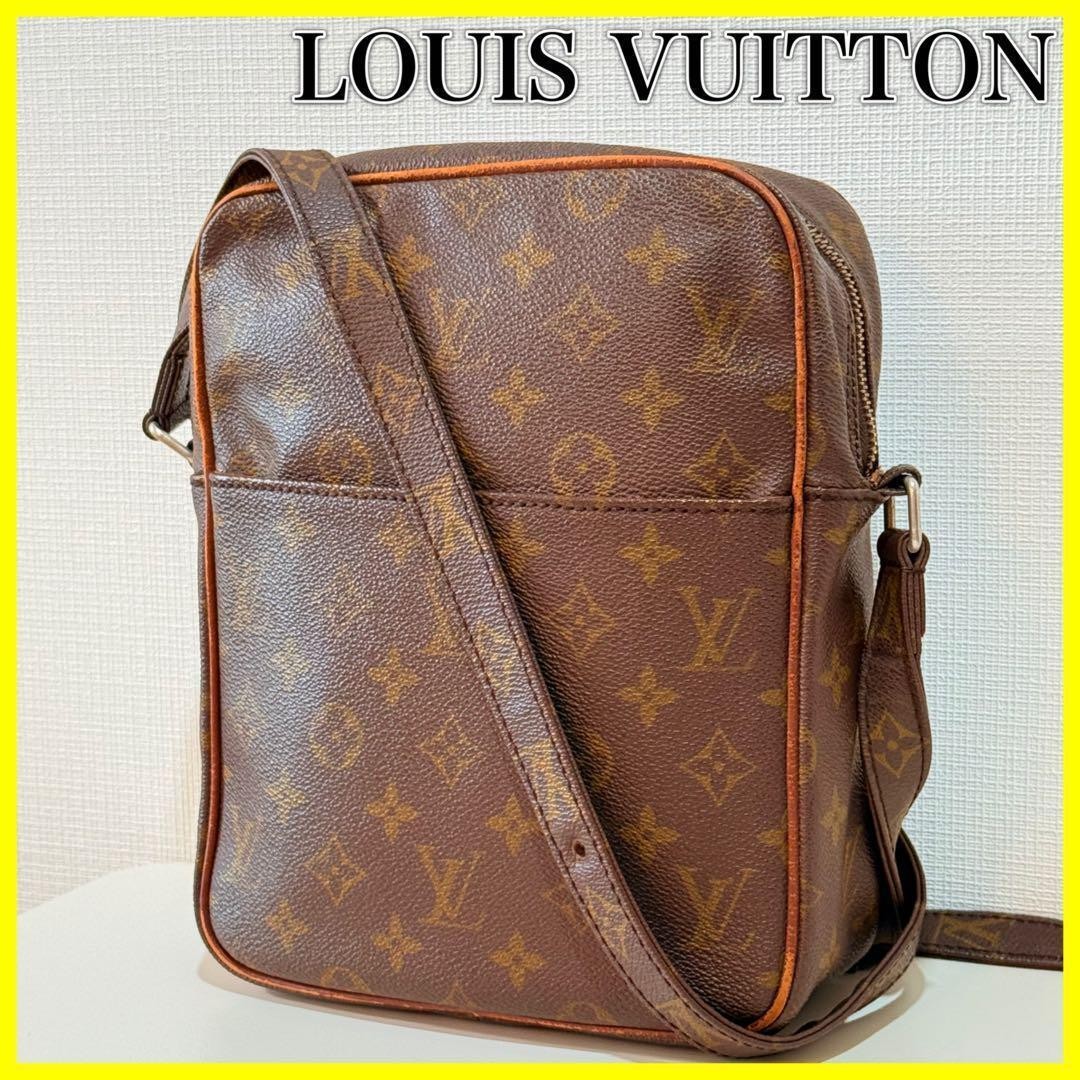 Excellent Condition LOUIS VUITTON Monogram Shoulder Bag From Japan