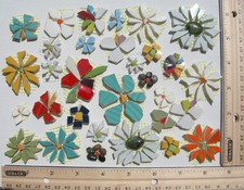 31 Daisy Mosaic Tile Set Mix Size Color Broken China Plate Tiles