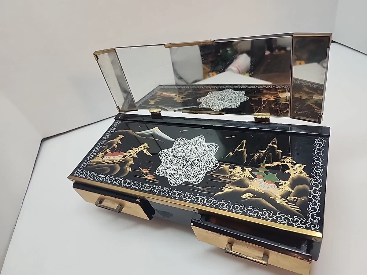 Japanese Jewelry Box In Collectible Music Boxes (1940-1970) for
