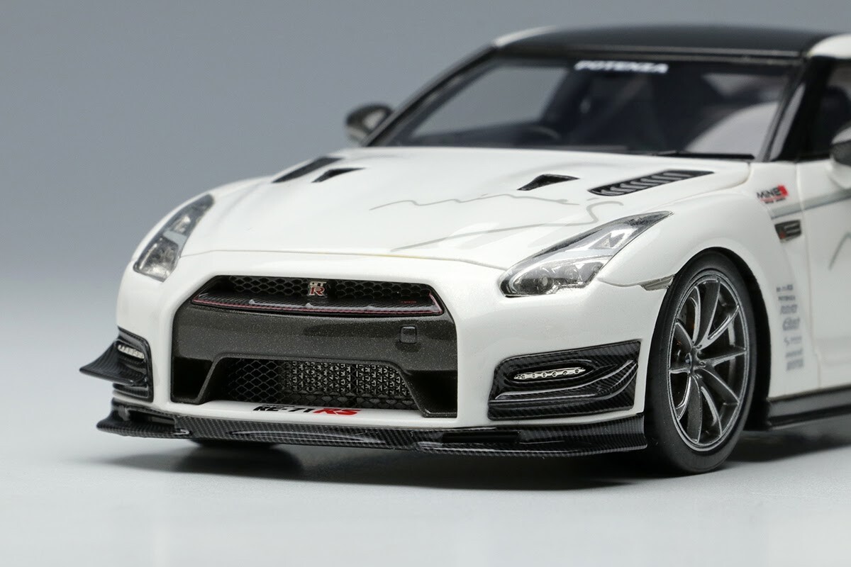 Make Up EM643 1/43 Mine's GT-R R35 2021 White Model Car From