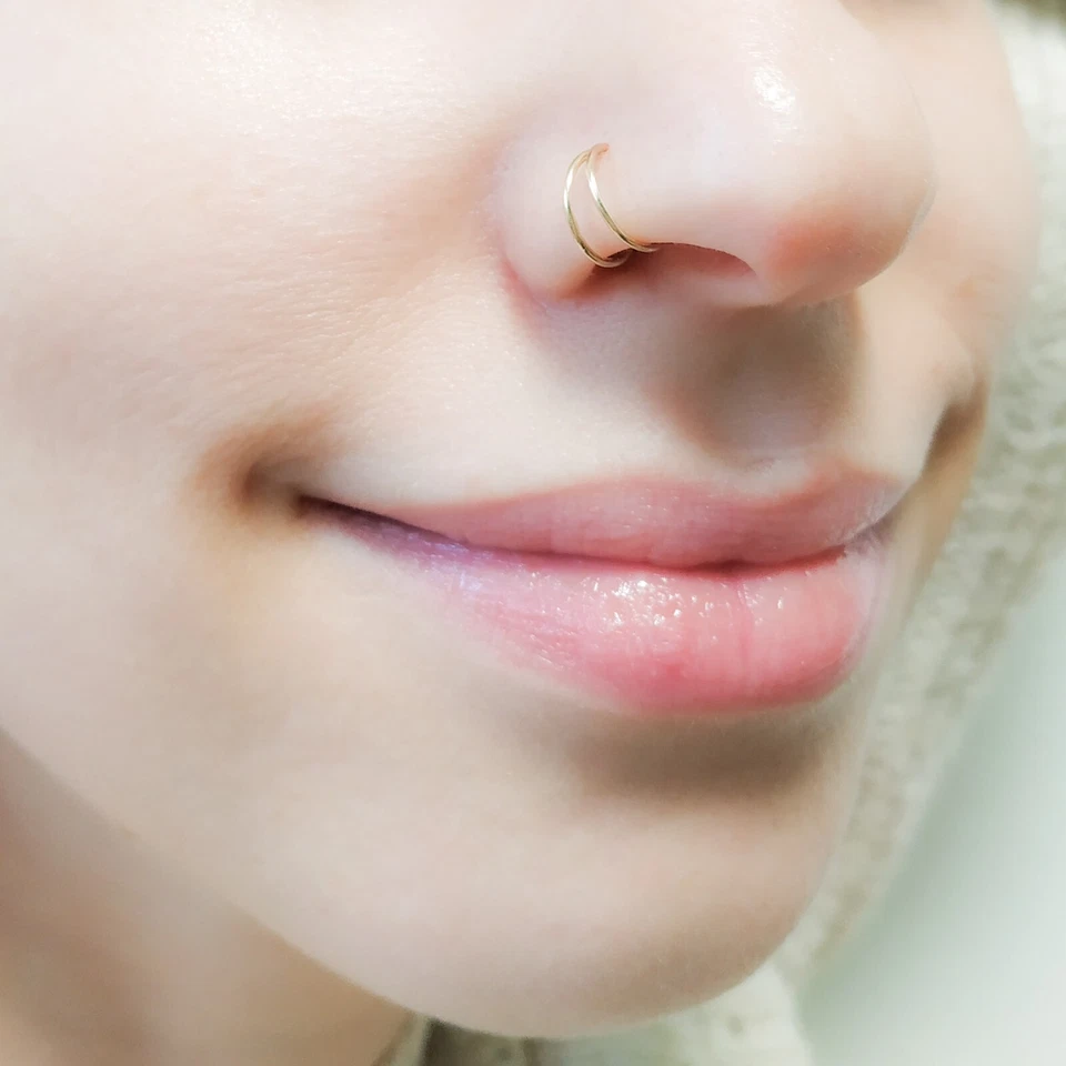 Anillo de nariz doble para perforación individual - Aro de anillo de nariz - Anillo de nariz de doble aro Foto 3 de 4