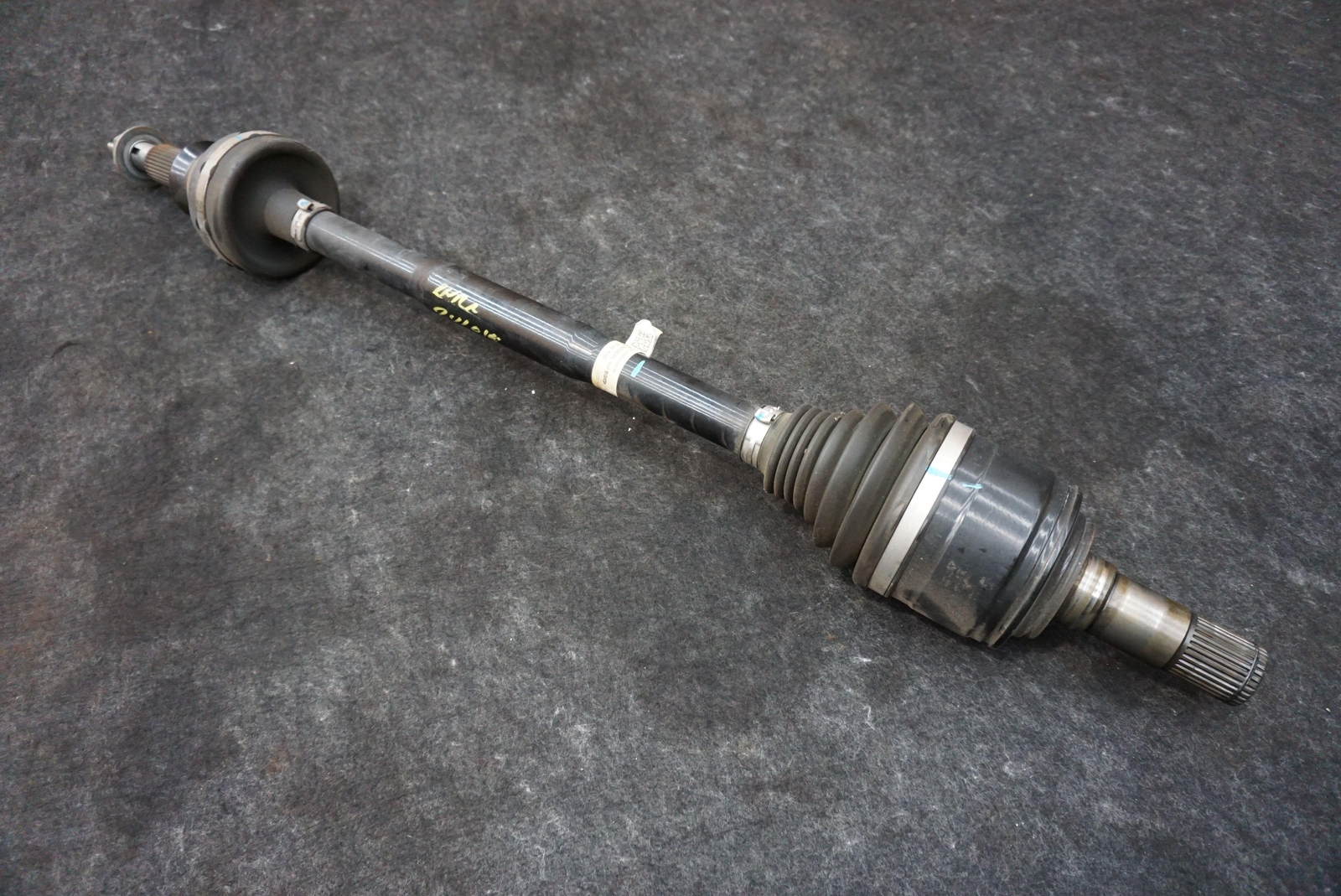 Rear Right Passenger Axle Shaft Assembly 670104208 Maserati Ghibli M157 2014-17+