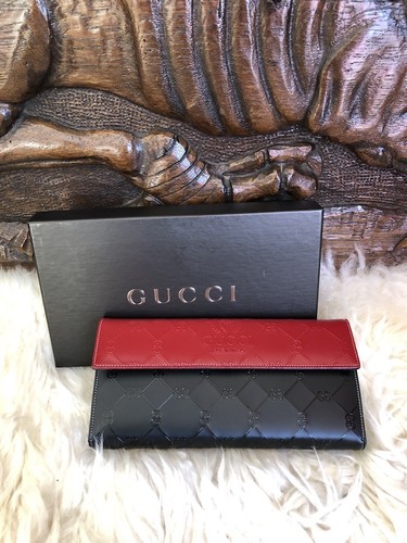 gucci zipper wallet