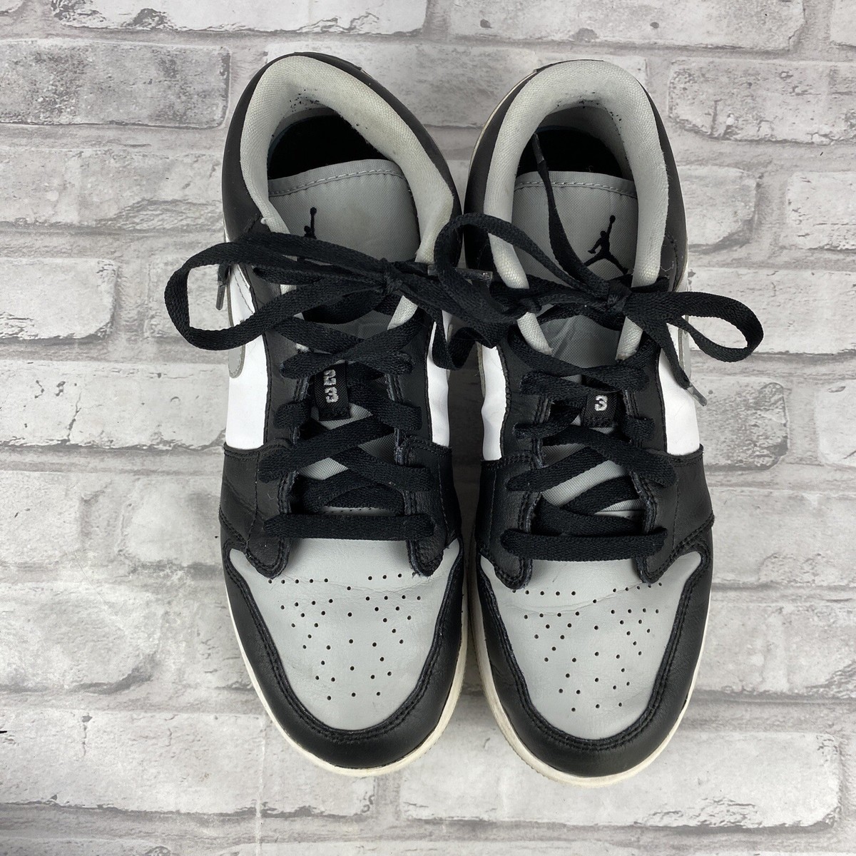 Nike Air Jordan 1 Low Grey Toe Size 7Y Black White 553560