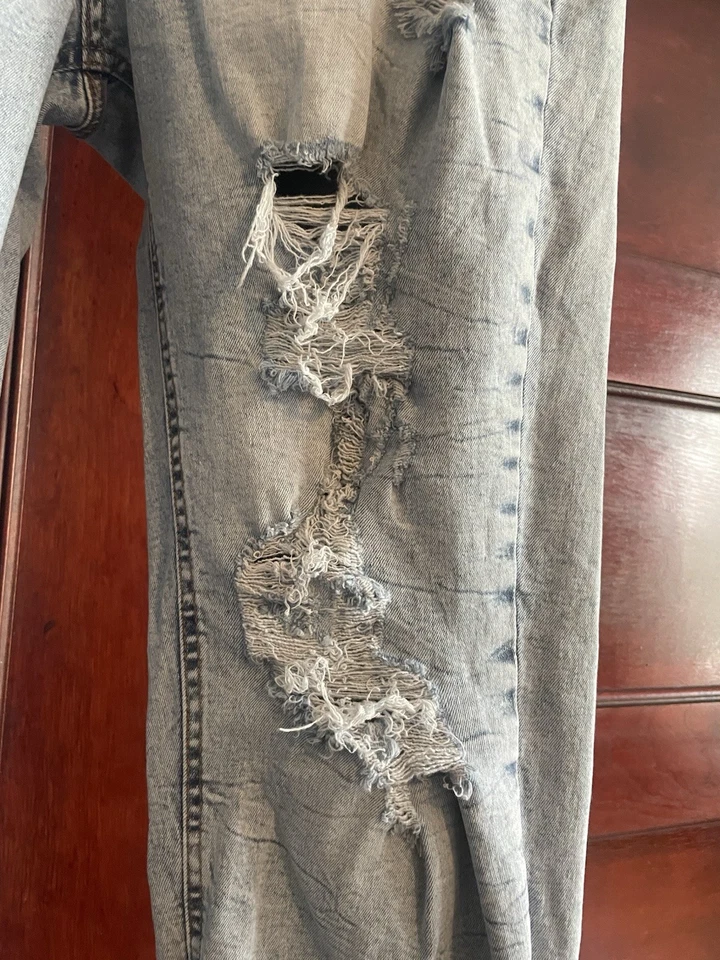 Pantalones de mezclilla Vanilla Star Mom desgastados para mujer talla 13 lavado claro Foto 3 de 4