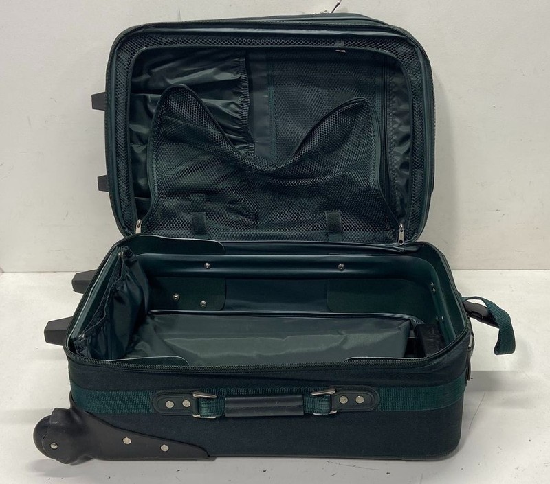 Kano Green Fabric Travel Bag