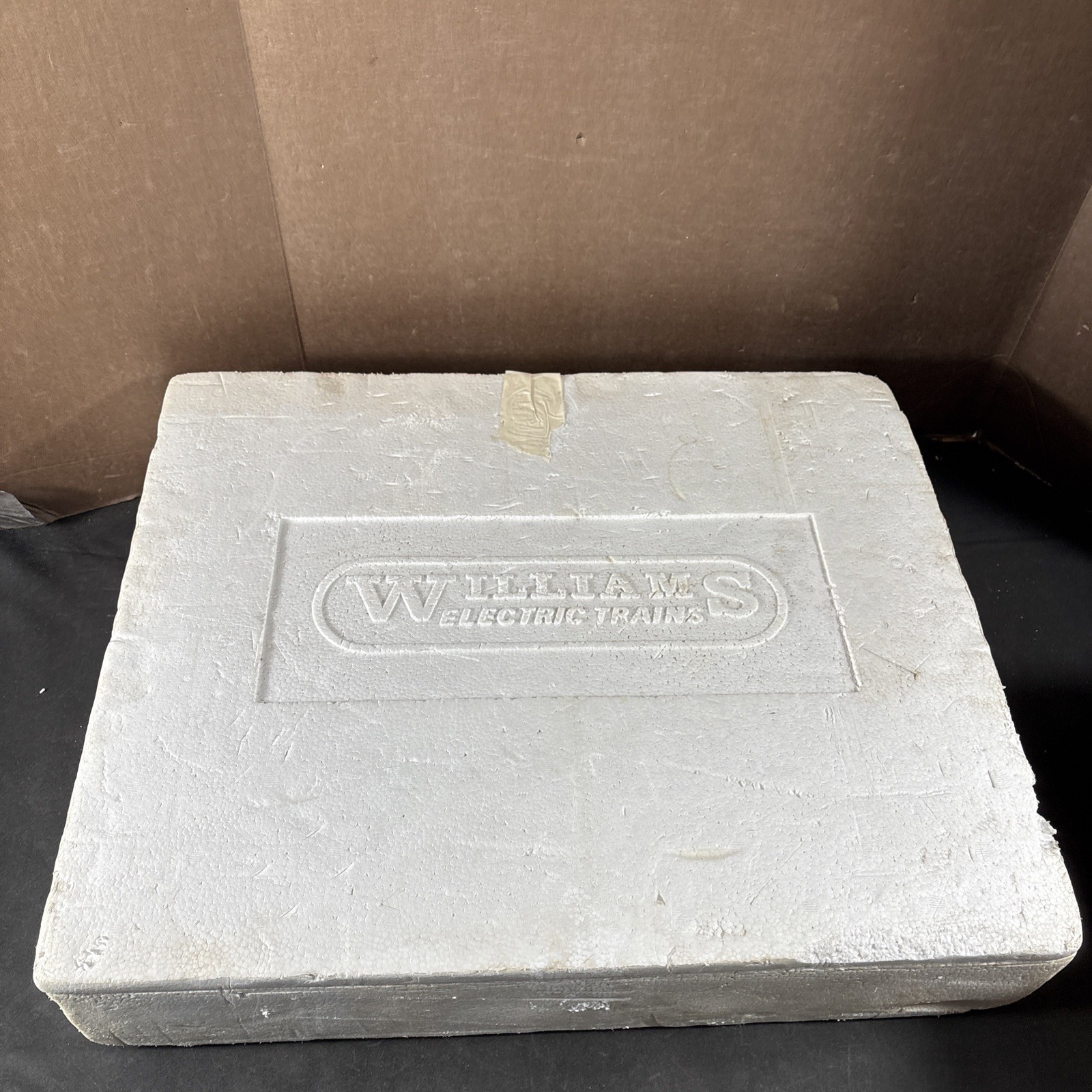 WILLIAMS ELECTRIC TRAINS O GAUGE CHESAPEAKE & OHIO 2514 FIVE-CAR PASSENGER SET