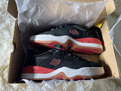 NIB* DC Shoes Ascend Skate Trainers Men's Size 10 Color Red/Black