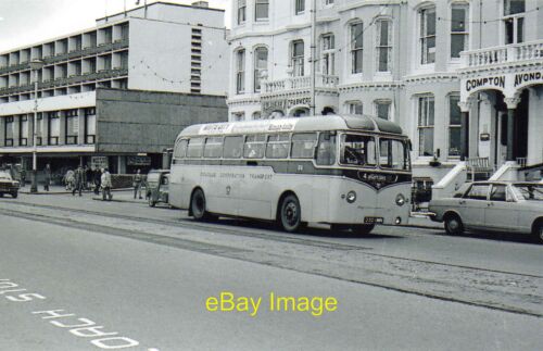 Photo Bus Darkroom Isle of Man 232UMN 38 Douglas Promenade c1972 - Photo 1 sur 1