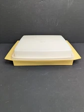 Vintage Tupperware 723-4 Gold Devilled Egg Tray Keeper Carrier w/Lid and Trays