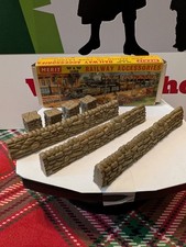 Merit Railway Accessories - OO and HO Gauge Stone Walls and Buttresses
