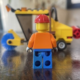 LEGO City #7242: Street Sweeper | Complete W/ MF | Sold As Is | Fast Shipping!!!