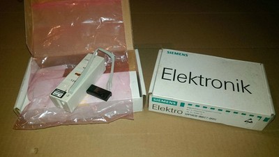 Siemens 6AP5820-0BB17-0AA1 OMRON V3A-4K CARD READER Kartenlesegerät