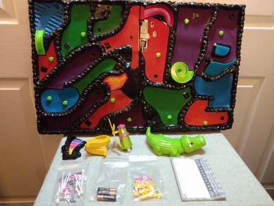 Complete Electronic Arcade Mini Golf Neon Series Game 2 Flags 1 Fence NEEDS GLUE