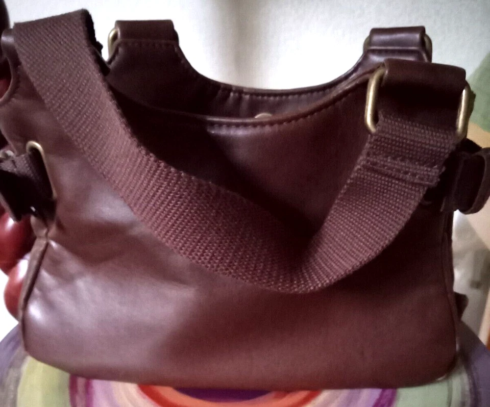 Bolso de Mano Vans Pequeño Marrón Imitación Cuero con Hebillas en el Lateral y Forro a Cuadros Foto 2 de 4