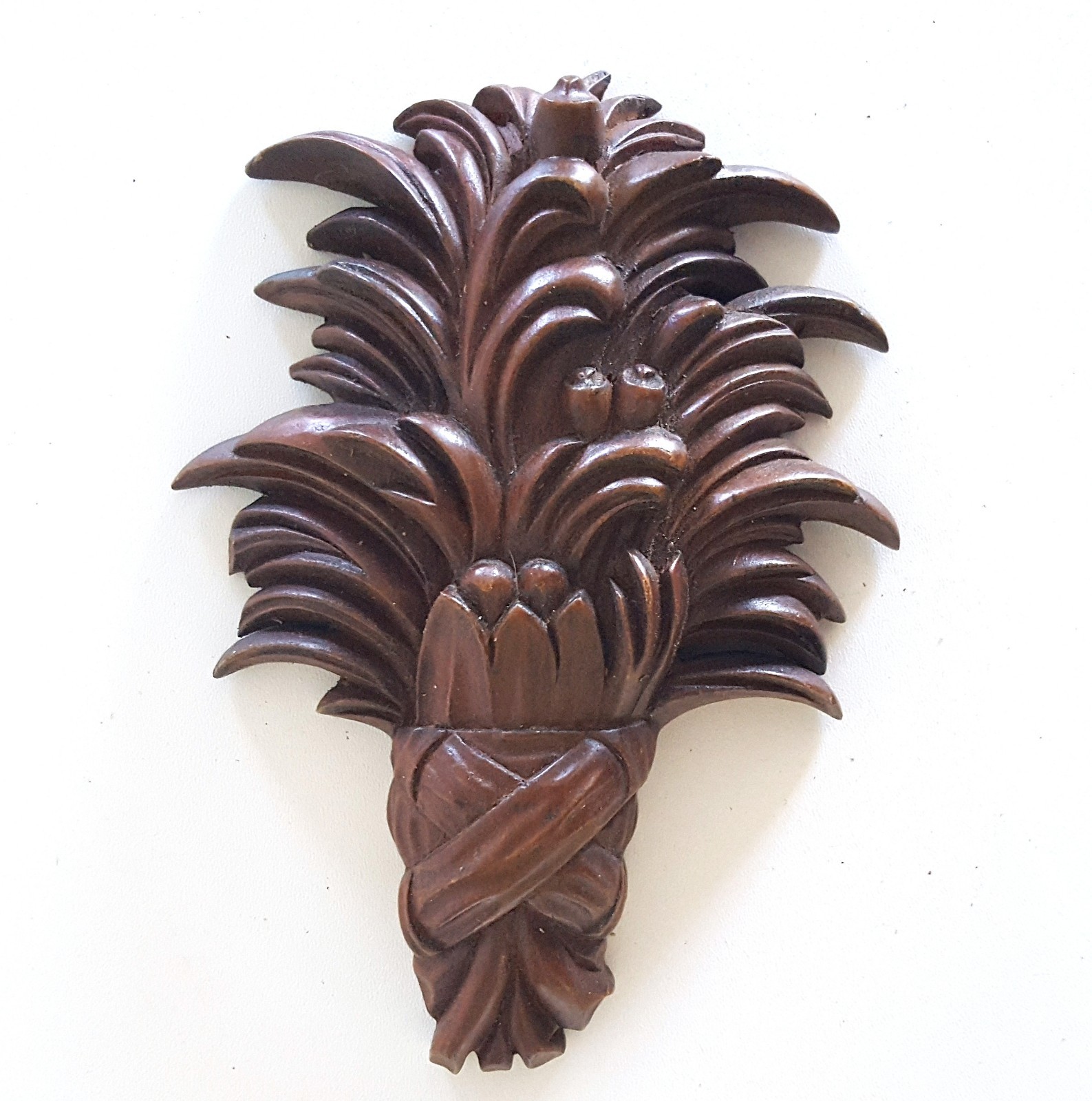 Vintage french wood carving pediment furniture embellishment ornament