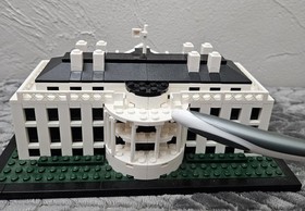 LEGO Architecture White House 21006 with Box & Manual 98% Complete Please Read 