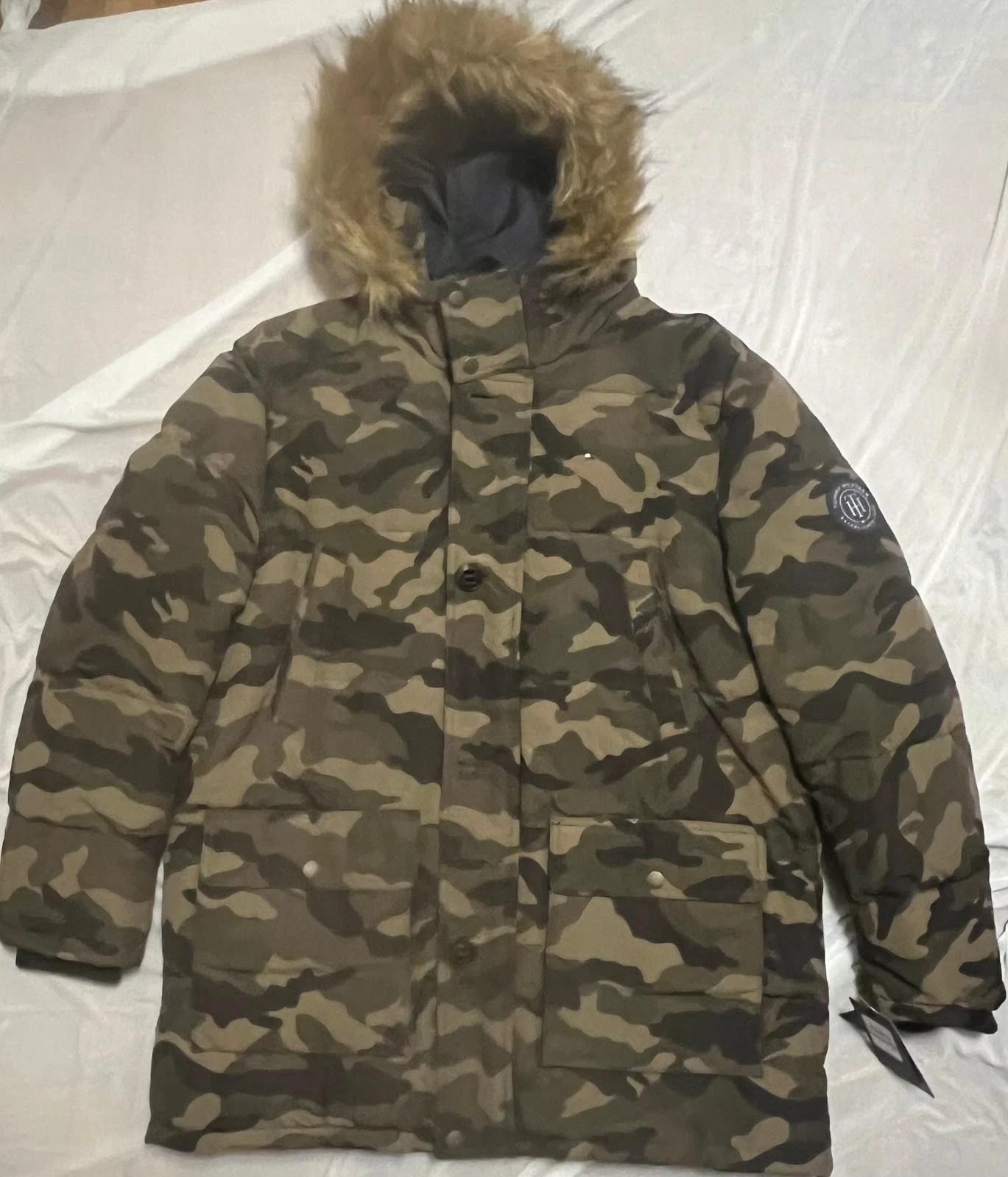 Tommy Hilfiger Men's XL Camo Snorkel Parka Faux Fur Hood 159AP468 image 1