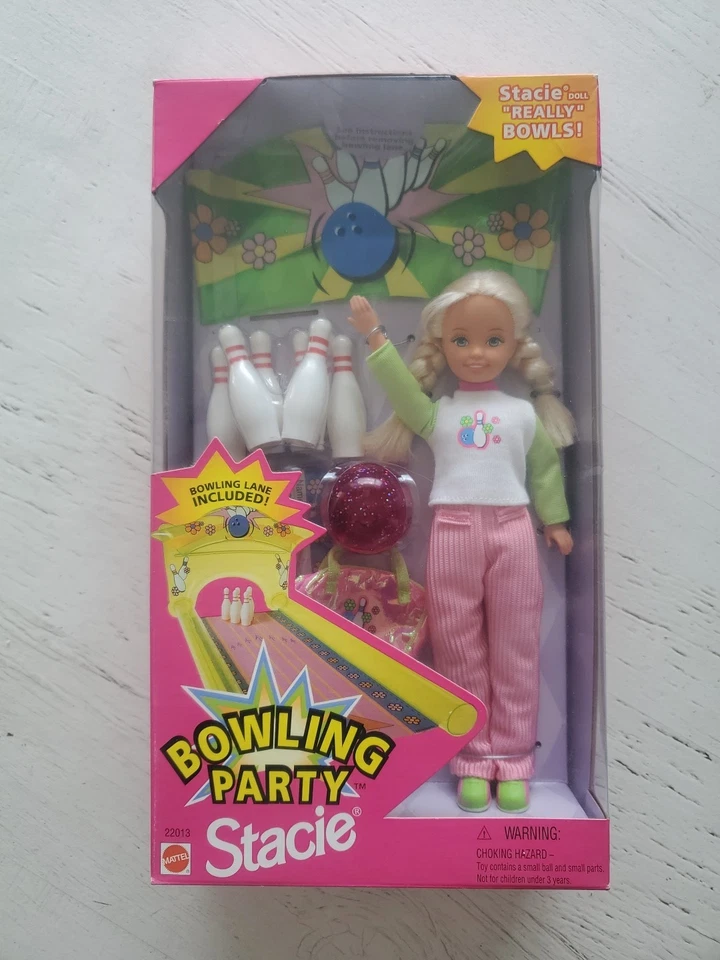 Muñeca Stacie Sister of Barbie Bowling Party 1998 Mattel 22013 nueva sellada Foto 2 de 4