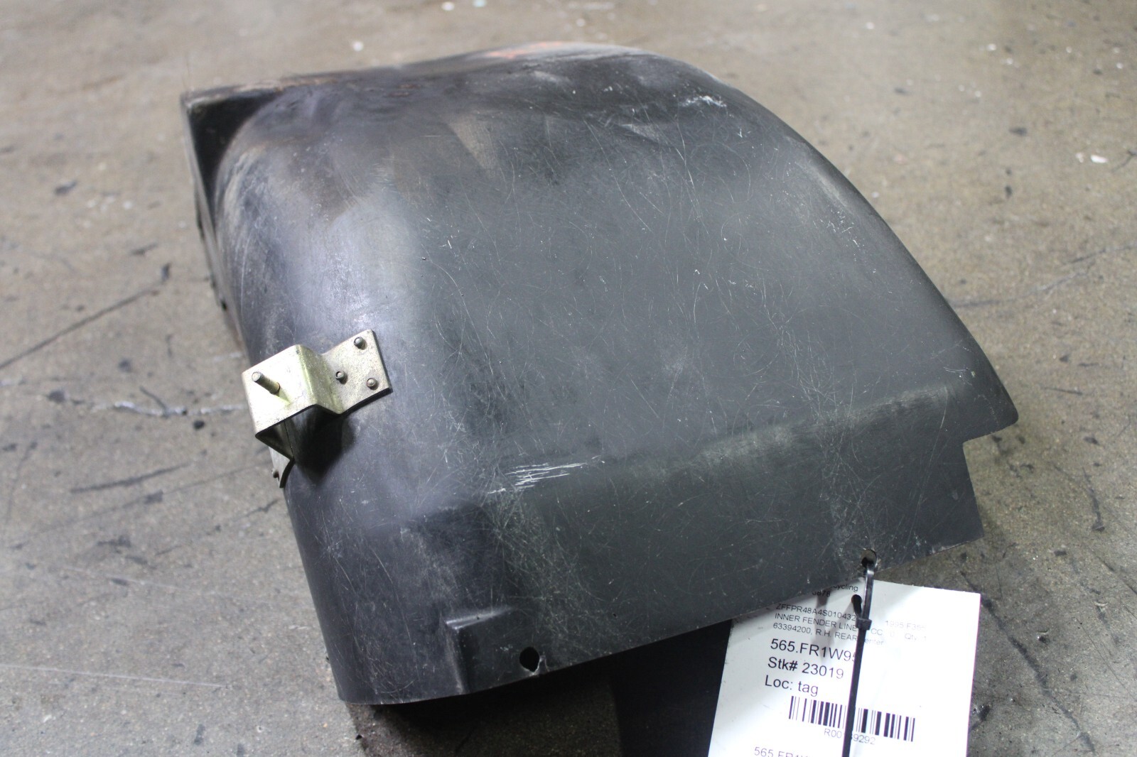 Ferrari F355, RH, Right, Rear Fender Liner, Center Section, Used, P/N 63394200