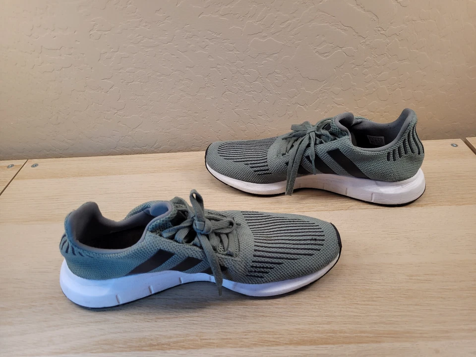 Adidas Mens Swift Run CG4115 Army Green Running Shoes Sneakers Size 13 US - Image 4 of 4