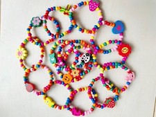 30pcs Mixed Kid Wood Lovely Elastic Bracelet Girl Birthday Party Gift Jewelry