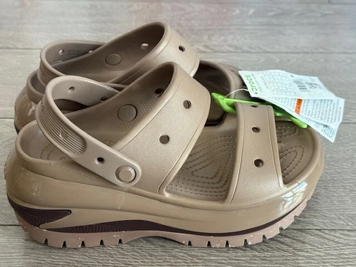 NWT Crocs Classic Mega Crush Sandal Shoes Brown Women size 9 High Thick Heel
