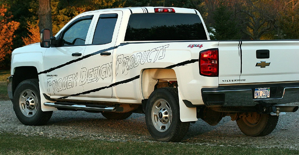 Chevrolet Silverado 1500 Z71, con T, 2500 HD guardabarros, PDP GUARDABARROS LISO_AZUL Foto 3 de 4