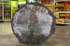 SCARCE 1920s HOOD TIRE STOP ARROW WHEELS 2 SIDED PADDLE METAL SIGN TRAFFIC GUARD