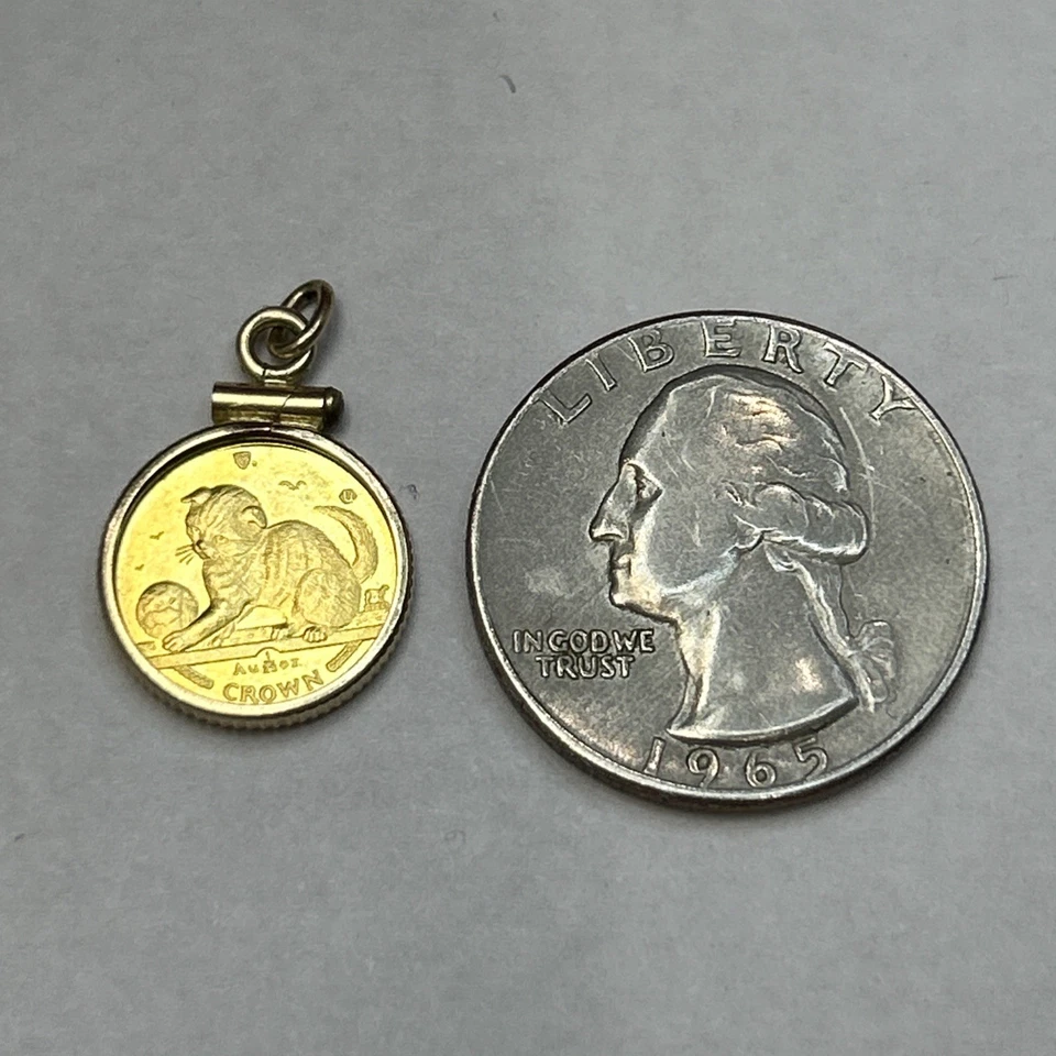 2000 ISLE Of Man 1/25 oz Gold Persian Cat _ Unc _ w/  14K Bezel - Image 3 of 4