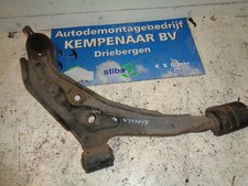 Triangle de suspension Nissan ALMERA