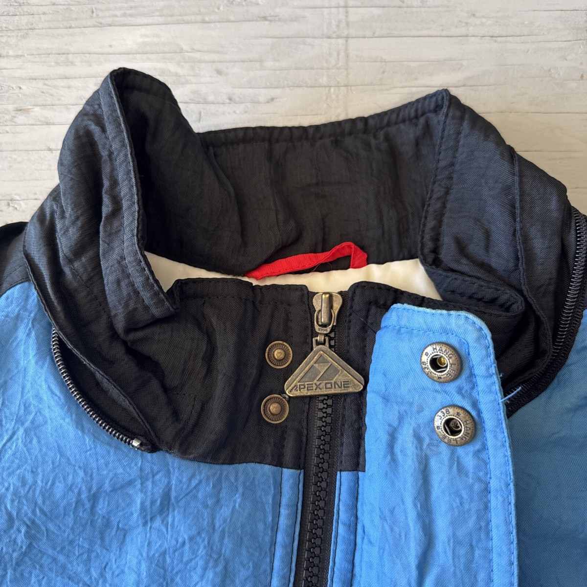 Vintage 90s NFL Pro line Apex Houston Oilers Sharktooth Full Zip