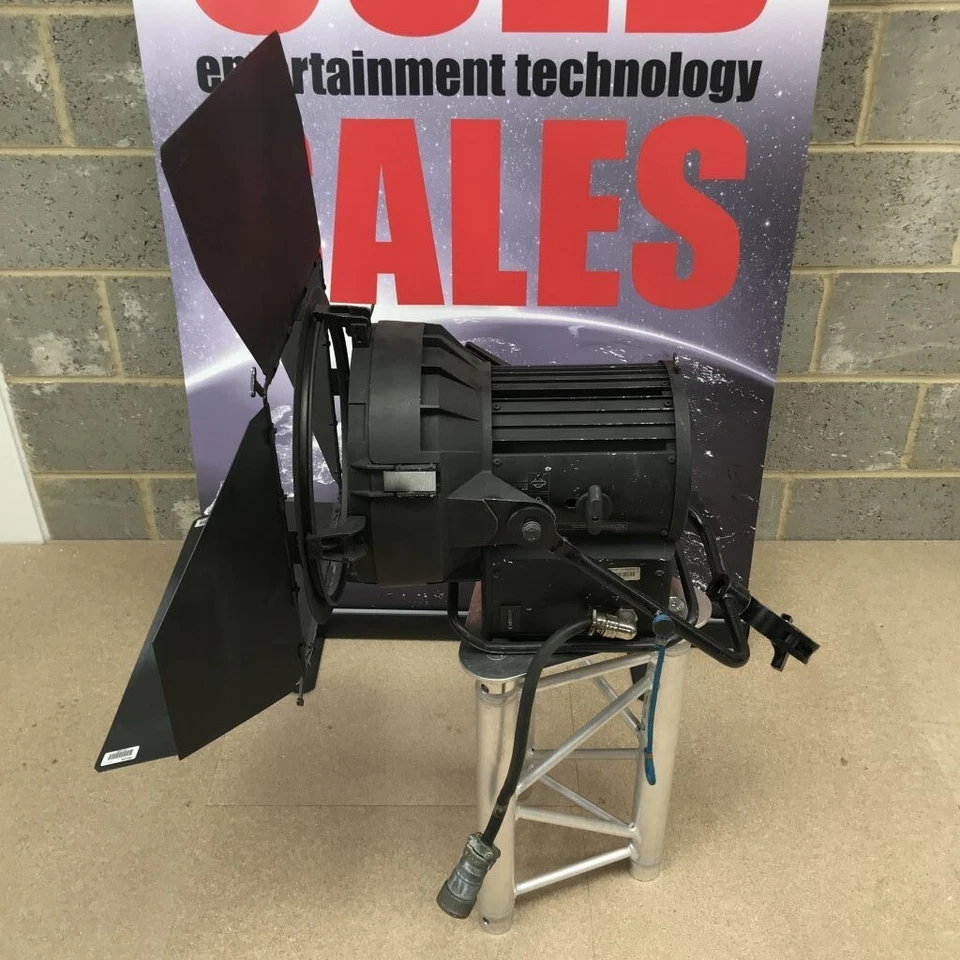 ARRISUN 1200w Package of 2x Vintage Lights, In Case, Used - Image 2 of 4