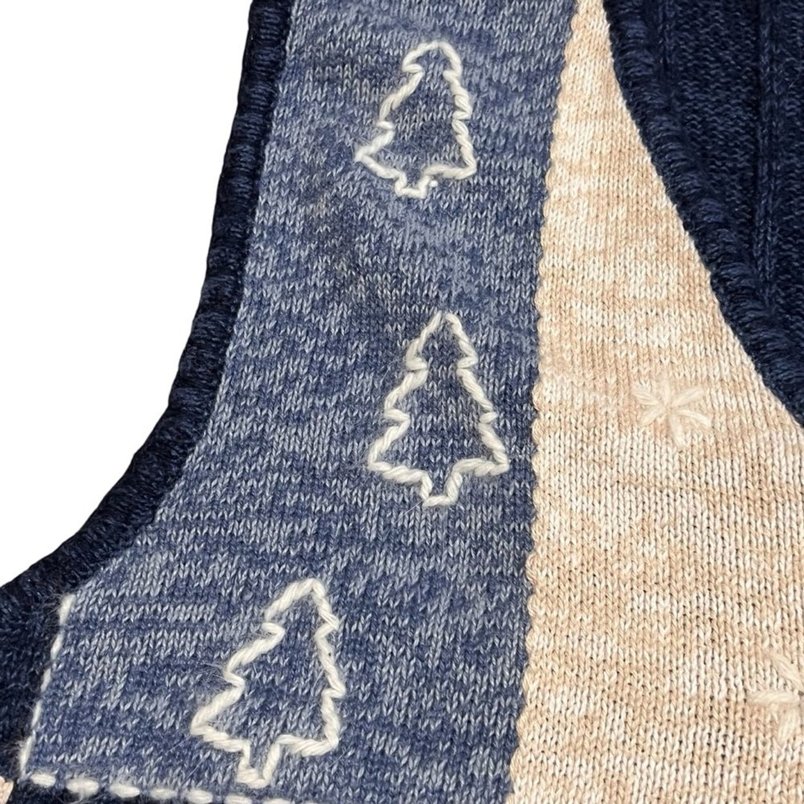 Northcrest Winter Patchwork Look Zip up Sweater V… - image 8