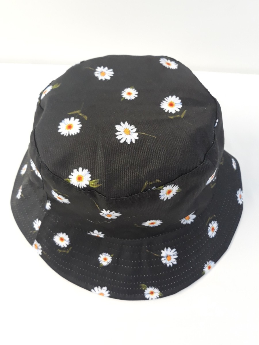 NWT Alice & Olivia Black Daisy Bucket Hat Reversible Fab Fit  display picture 3