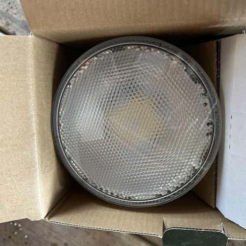 GE Outdoor Style LED Floodlight 90W Dimmable 1300 Lumen 2 Bulbs - Picture 6 of 6