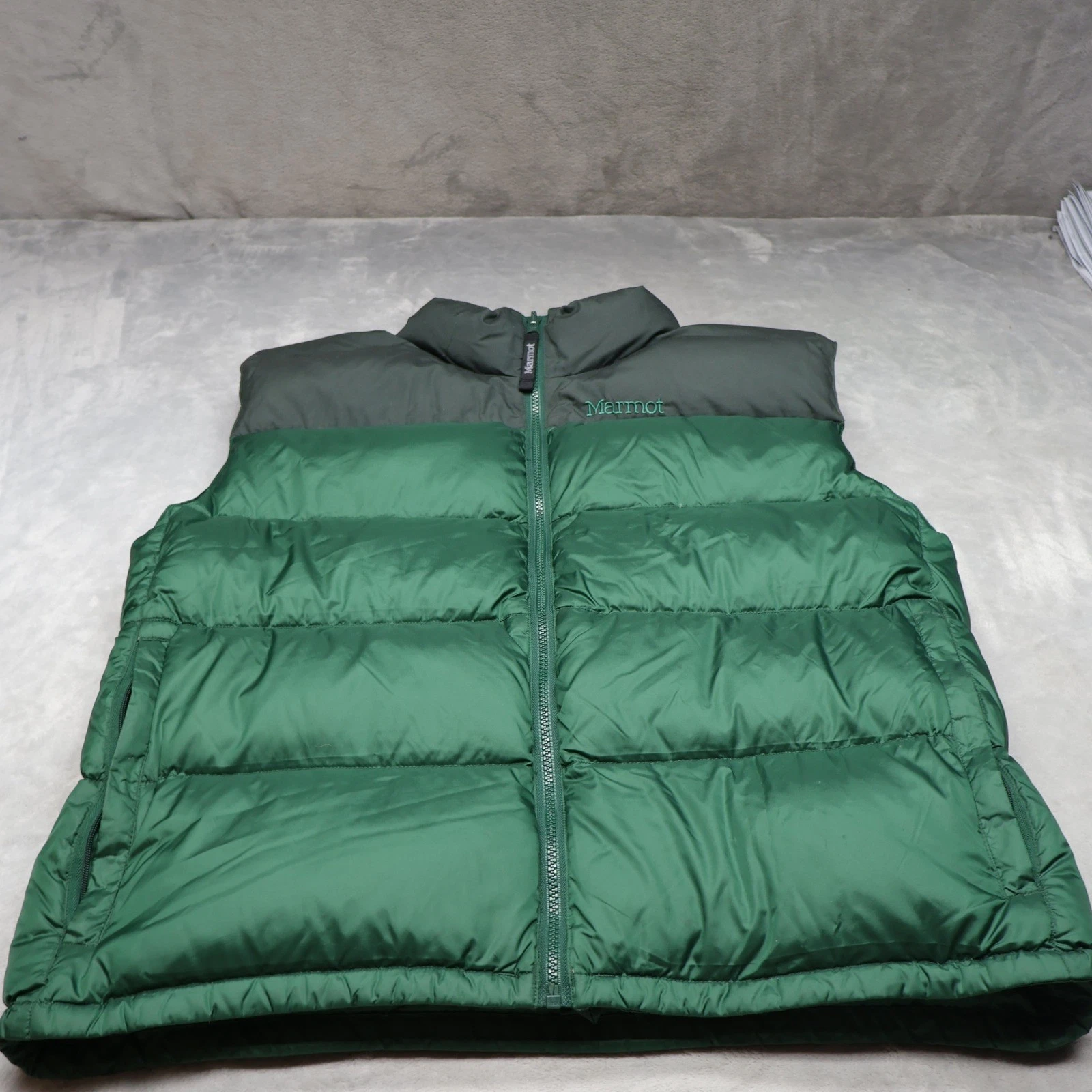 Marmot Down Vest Mens Large Green Insulated Light Full Zip Winter Quilted Puffer