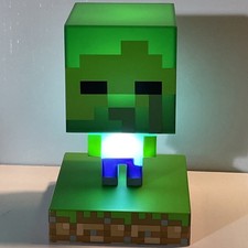 G25 Minecraft ICONS Zombie Night Light Lamp 3D Character Figure Works Bright