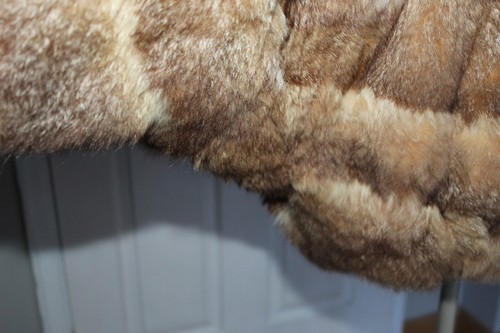 SPLENDIDA GIACCA CORTA ELEGANTE MANICA DOLMAN VERA PELLICCIA MARRONE TAGLIA L USATA IN OTTIME CONDIZIONI - Foto 3 di 6