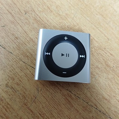 Apple iPod A1373 Grau Gebraucht Ungetestet 