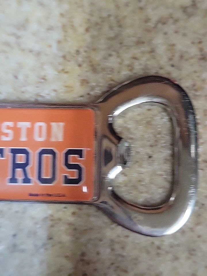 Houston Astros Bottle Opener Keychain Keyfob Holder Clip 2013 Wincraft - Image 2 of 4