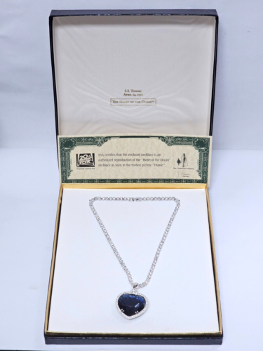 The J. Peterman Company "The Heart Of The Ocean" Titanic Necklace Reproduction - Picture 1 of 6