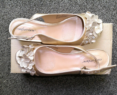 Women's Comfortview Dress Shoes Size 9W Gold