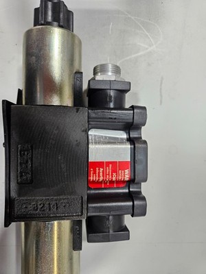 Parker Hydraulic Solenoid Directional Control Valve   D1VW4CNKC6